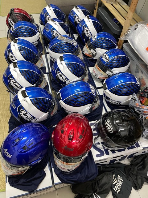 16 biji Arai VZ-Ram satu batch, siap beg dan kotak.